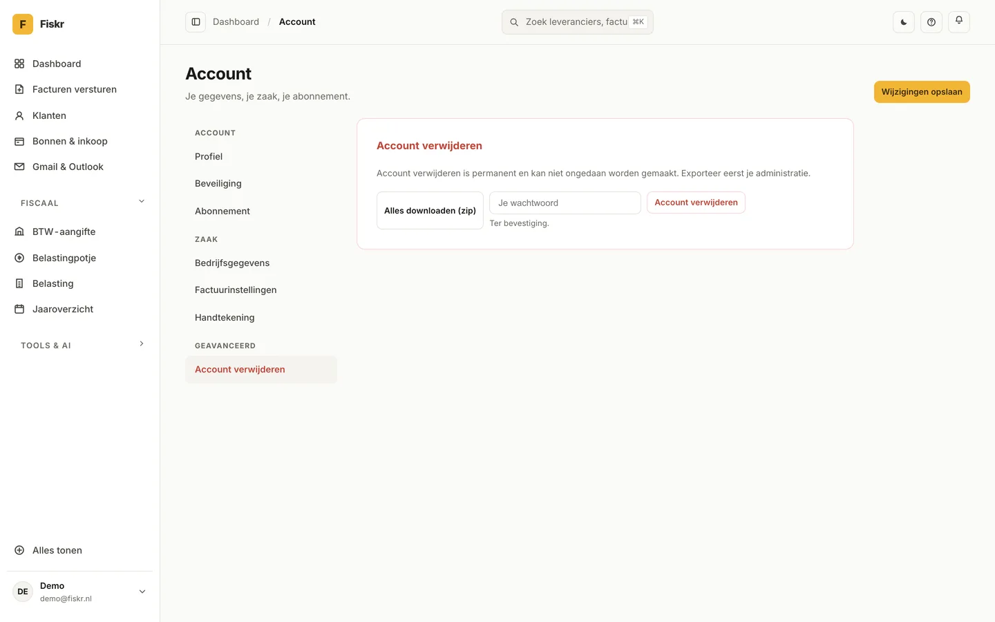 Accountscherm van Fiskr met de knop Alles downloaden (zip) boven Account verwijderen